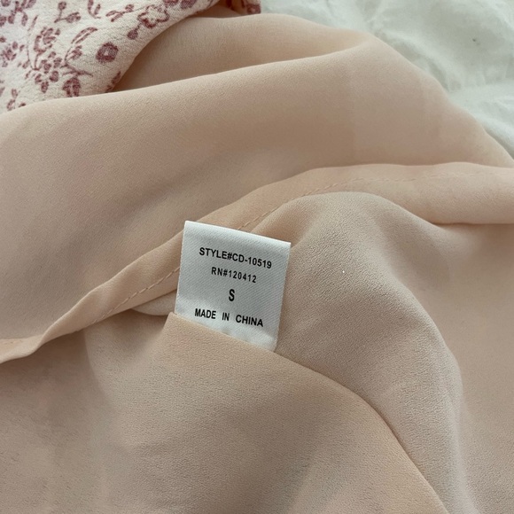 Cotton Candy cream and Pink Bishop Sleeve Sundress - Picture 9 of 9